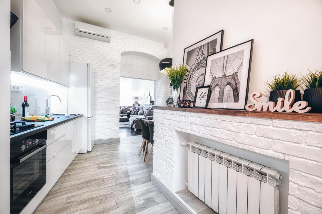 Scandinavian Style Of Lux Apartments In إلفيف المظهر الخارجي الصورة